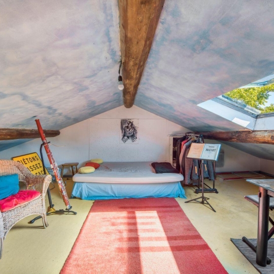  Annonces SAINTPRIEST : Maison / Villa | LYON (69005) | 180 m2 | 1 190 000 &euro; 