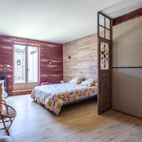  Annonces SAINTPRIEST : Maison / Villa | MILLERY (69390) | 267 m2 | 750 000 &euro; 