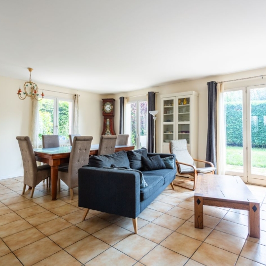  Annonces SAINTPRIEST : Maison / Villa | FRANCHEVILLE (69340) | 147 m2 | 630 000 &euro; 