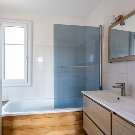  Annonces SAINTPRIEST : Maison / Villa | FRANCHEVILLE (69340) | 147 m2 | 630 000 &euro; 