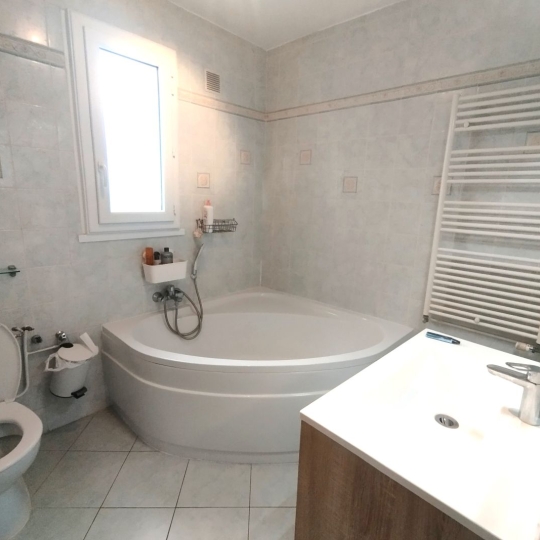  Annonces SAINTPRIEST : Maison / Villa | MEYZIEU (69330) | 132 m2 | 404 000 &euro; 
