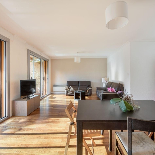  Annonces SAINTPRIEST : Autres | VILLEURBANNE (69100) | 101 m2 | 420 000 &euro; 