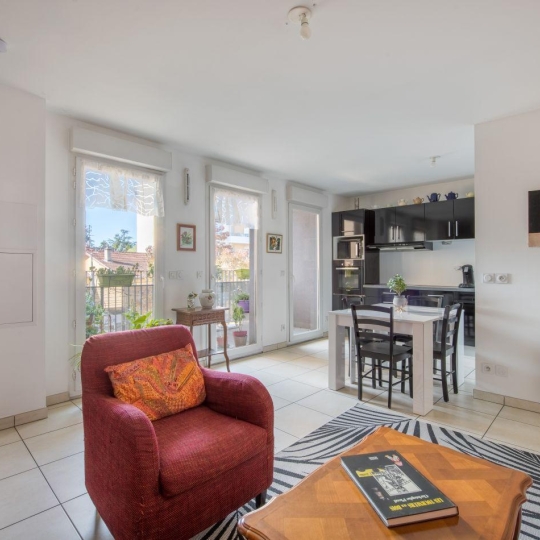  Annonces SAINTPRIEST : Appartement | BRON (69500) | 62 m2 | 239 000 &euro; 