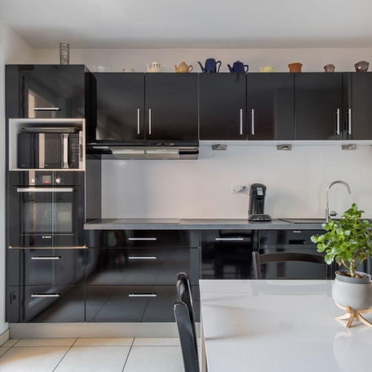  Annonces SAINTPRIEST : Appartement | BRON (69500) | 62 m2 | 239 000 &euro; 