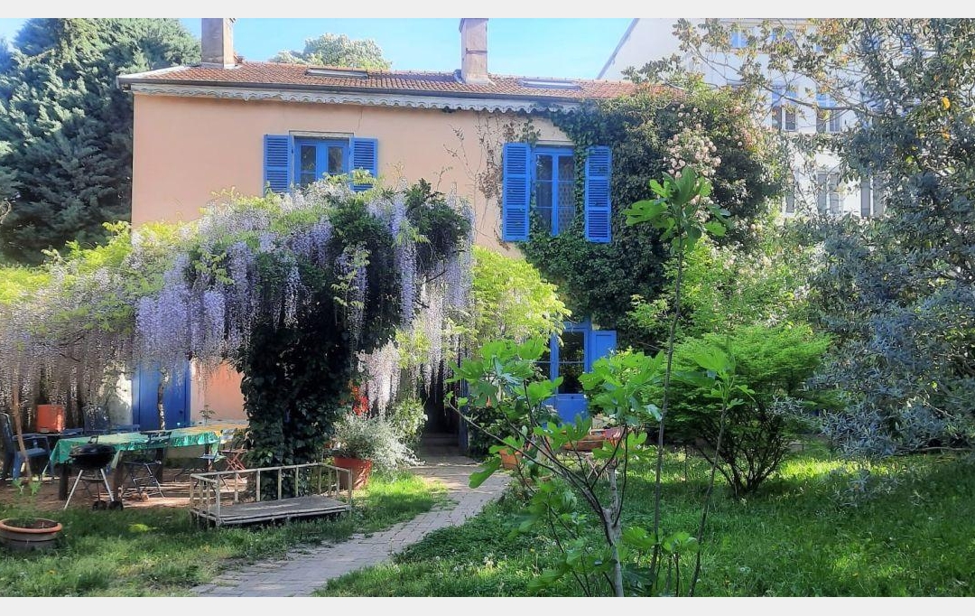 Annonces SAINTPRIEST : Maison / Villa | LYON (69005) | 180 m2 | 1 190 000 &euro; 