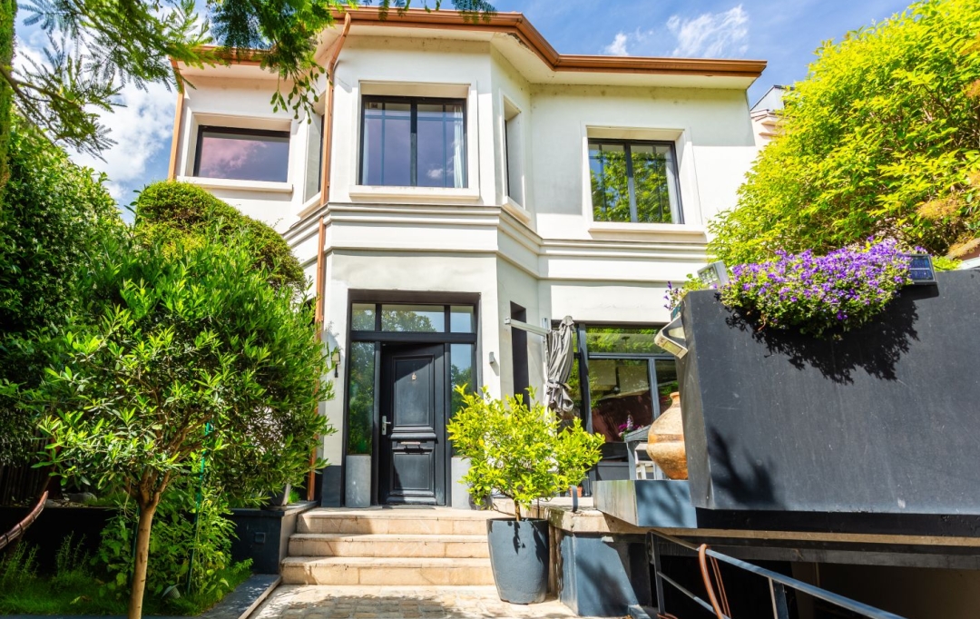 Annonces SAINTPRIEST : Maison / Villa | LYON (69003) | 120 m2 | 980 000 &euro; 