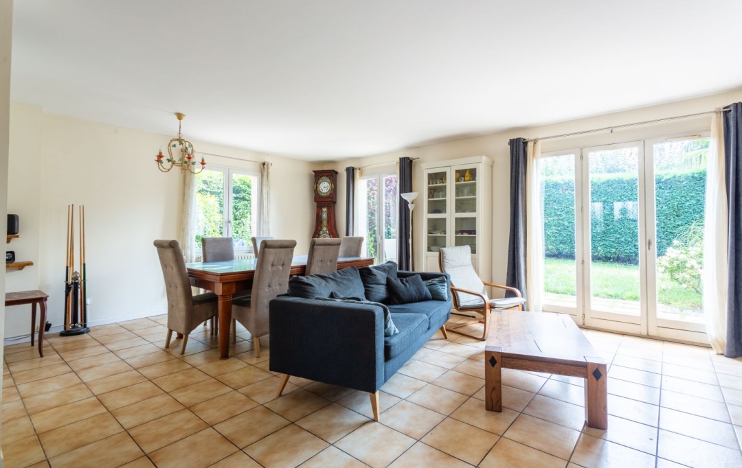 Annonces SAINTPRIEST : Maison / Villa | FRANCHEVILLE (69340) | 147 m2 | 630 000 &euro; 