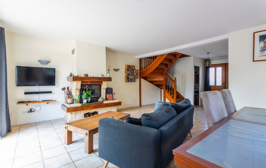 Annonces SAINTPRIEST : Maison / Villa | FRANCHEVILLE (69340) | 147 m2 | 630 000 &euro; 