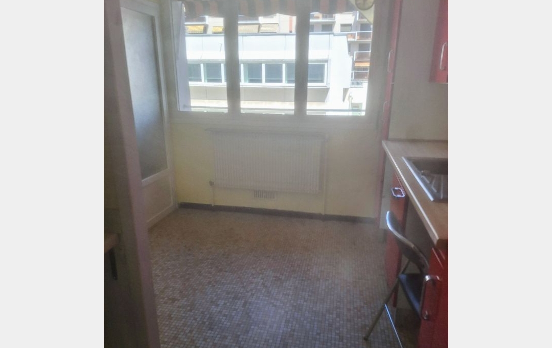 Annonces SAINTPRIEST : Autres | LYON (69006) | 78 m2 | 349 000 &euro; 