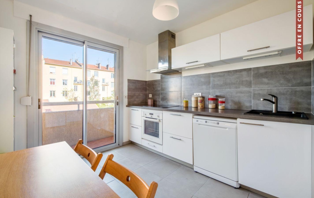 Annonces SAINTPRIEST : Autres | VILLEURBANNE (69100) | 101 m2 | 420 000 &euro; 