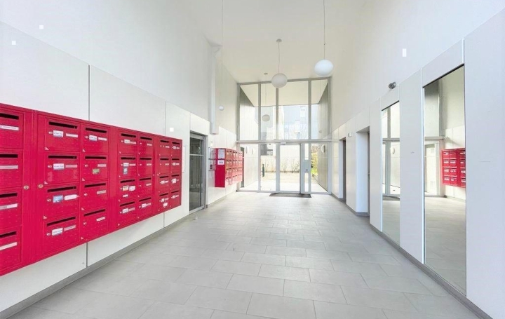 Annonces SAINTPRIEST : Autres | LYON (69007) | 43 m2 | 249 000 &euro; 