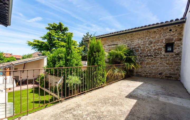  Annonces SAINTPRIEST Maison / Villa | MILLERY (69390) | 267 m2 | 750 000 € 
